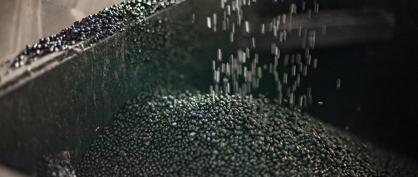 <p>&nbsp;Plastic Granules</p>